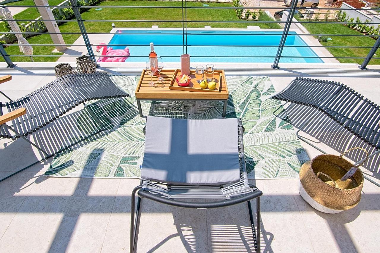 Villa Flamingo Kaštelir Buitenkant foto