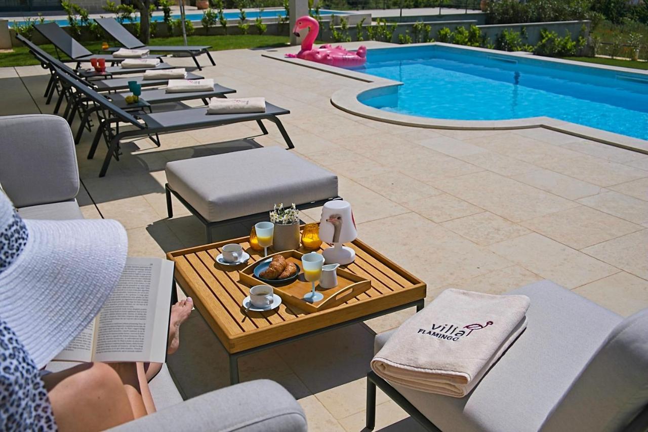 Villa Flamingo Kaštelir Buitenkant foto