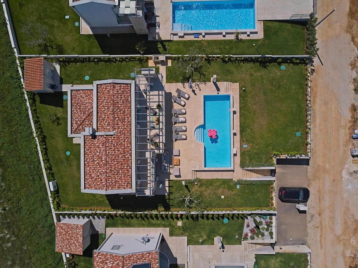 Villa Flamingo Kaštelir Buitenkant foto