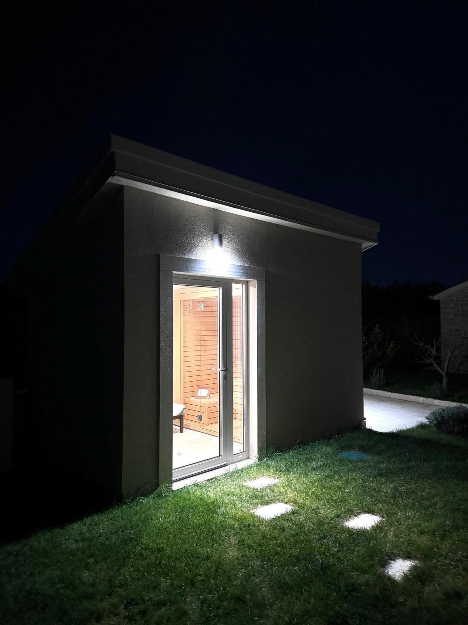 Villa Flamingo Kaštelir Buitenkant foto